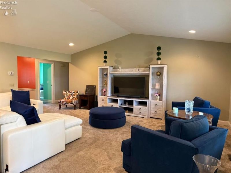 1724 Courtney Lane, Huron, OH 44839 Photo 6