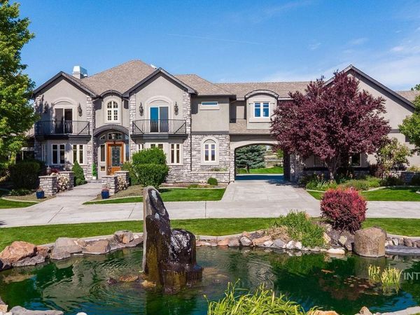 7982 S Old Farm Lane, Meridian, ID 83642