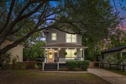 1132 Davidson Avenue photo 4