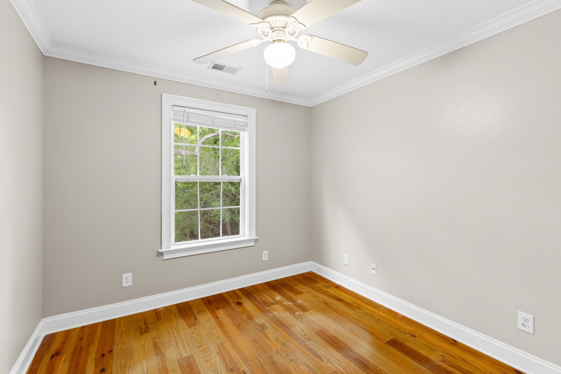 1132 Davidson Avenue Photo 33