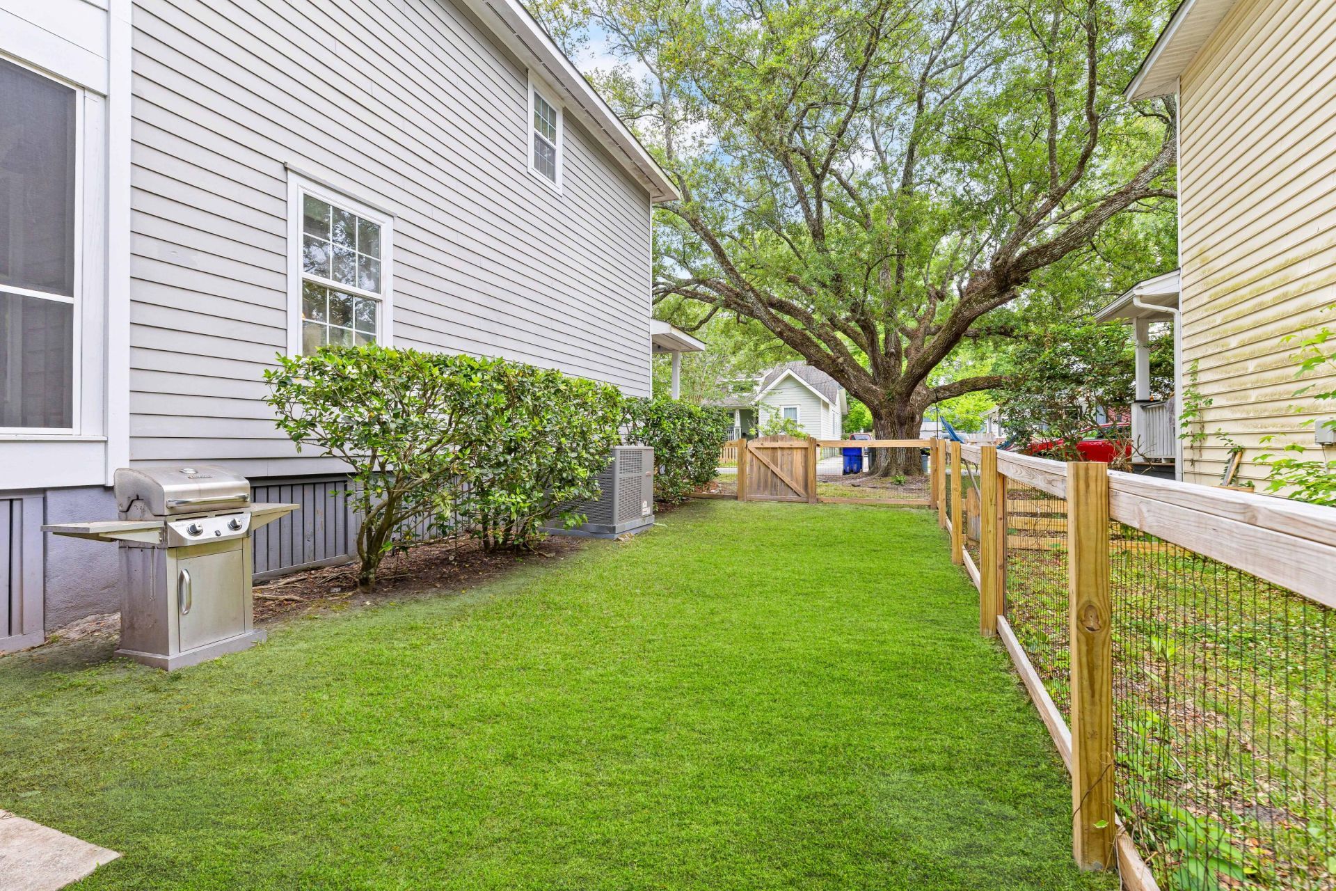 1132 Davidson Avenue Photo 39