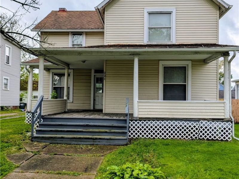 225 W Ohio Avenue , Sebring, OH 44672 Photo 1