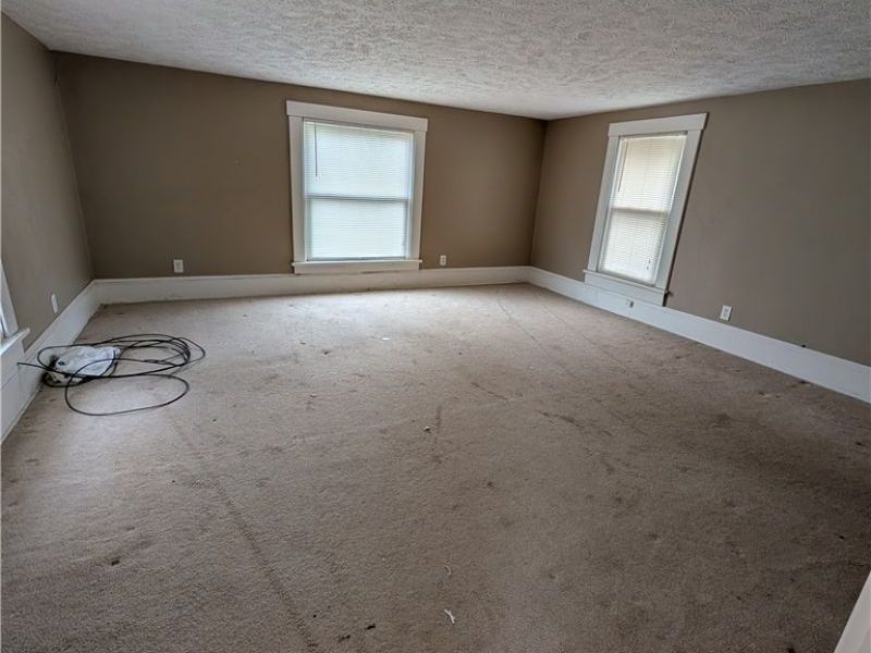225 W Ohio Avenue , Sebring, OH 44672 Photo 11