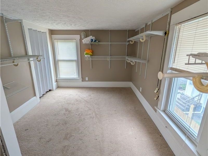 225 W Ohio Avenue , Sebring, OH 44672 Photo 13