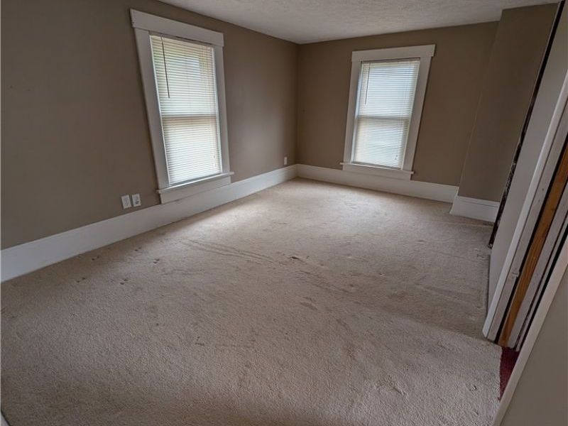 225 W Ohio Avenue , Sebring, OH 44672 Photo 14