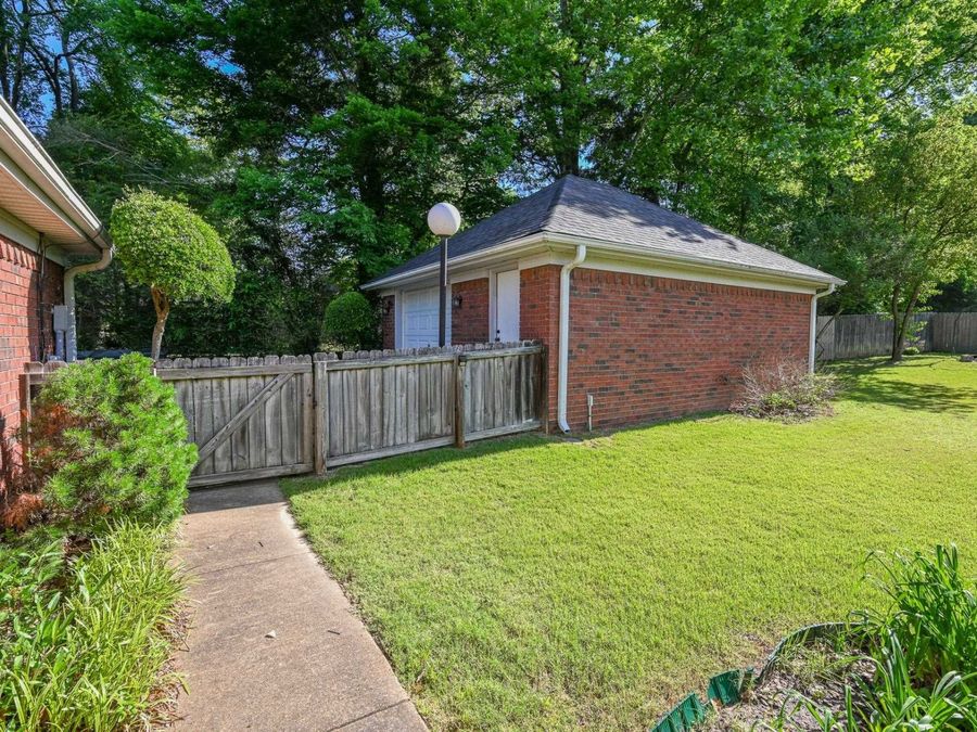 Property Image 32