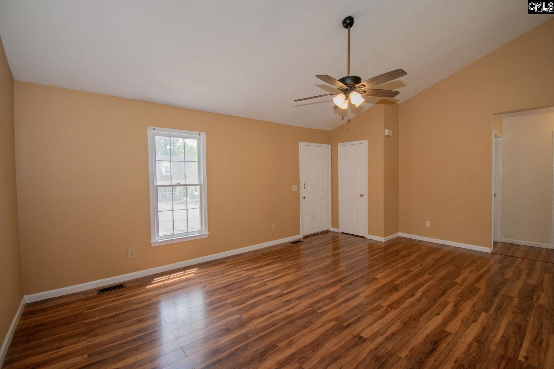 123 Hunting Avenue Photo 17