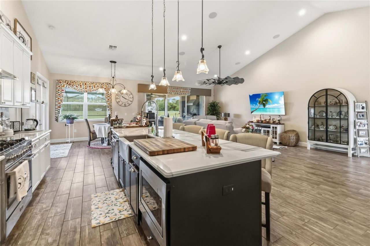 4901 Manor House Lane, Saint Cloud, FL 34772 Photo