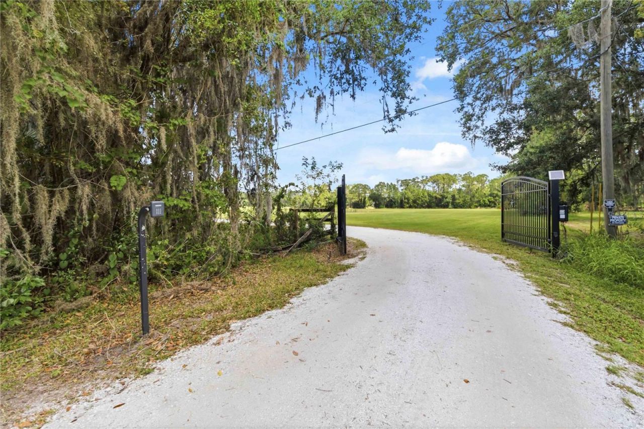 4901 Manor House Lane, Saint Cloud, FL 34772 Photo