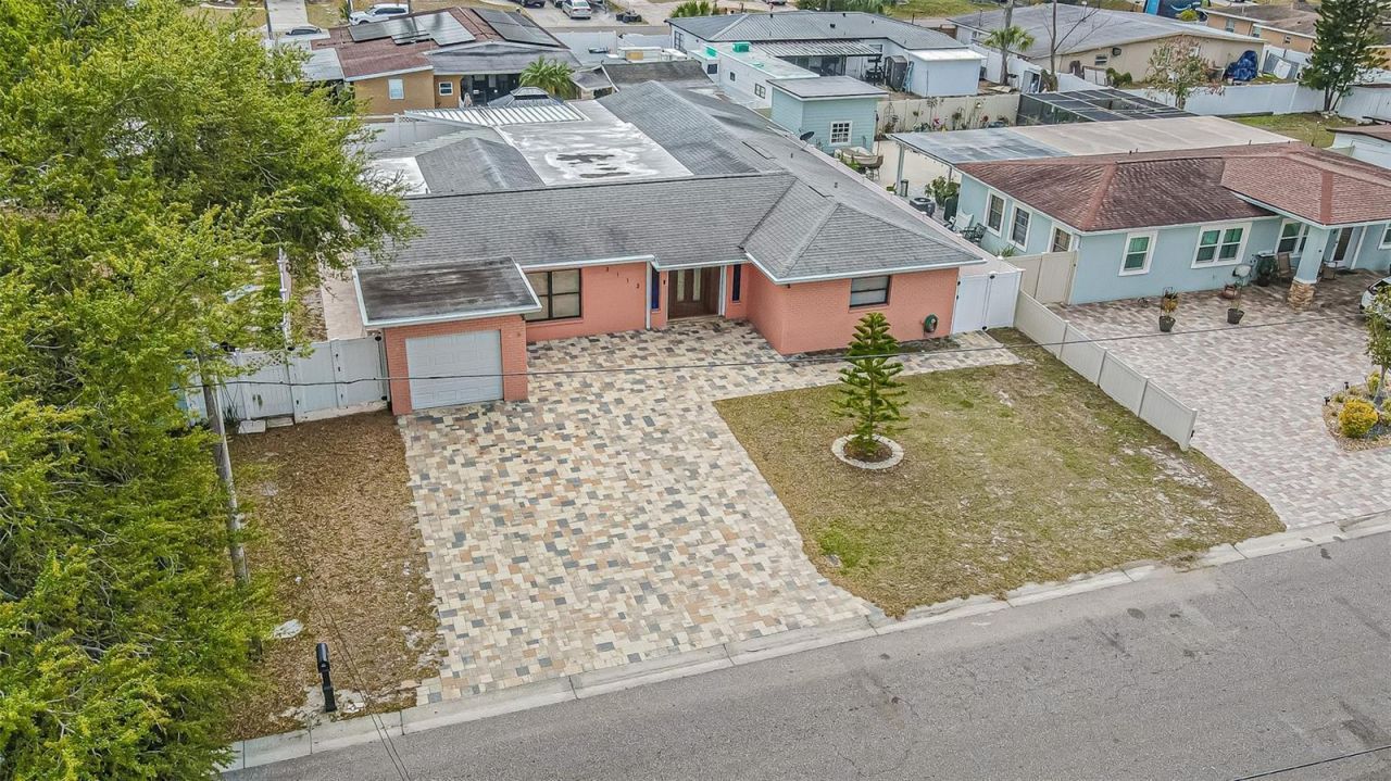 3112 W Henry Avenue, Tampa, FL 33614 Photo