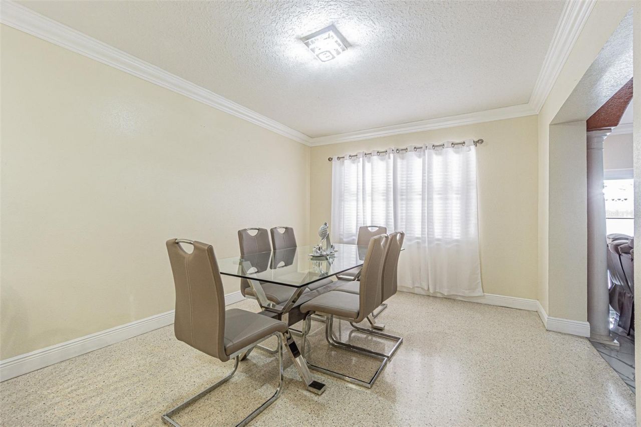 3112 W Henry Avenue, Tampa, FL 33614 Photo