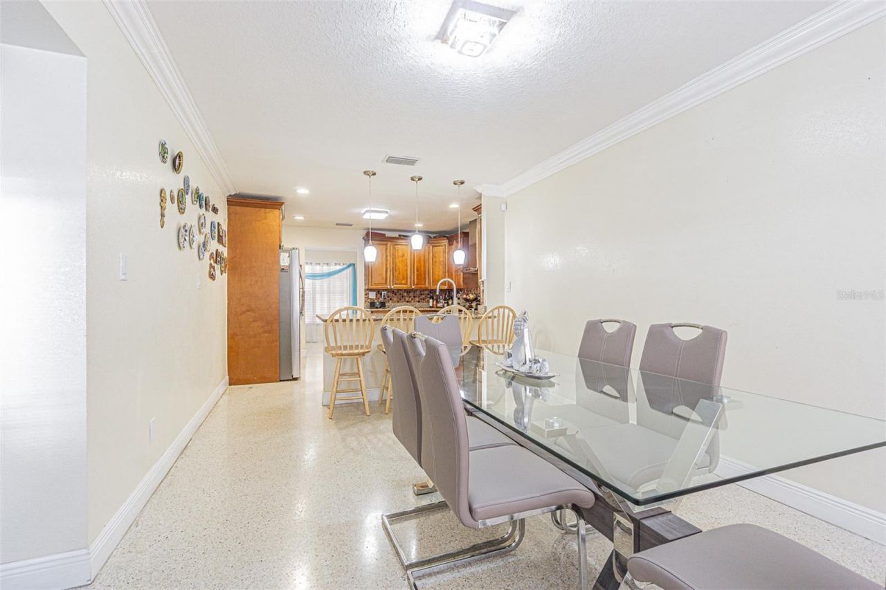 3112 W Henry Avenue, Tampa, FL 33614 Photo