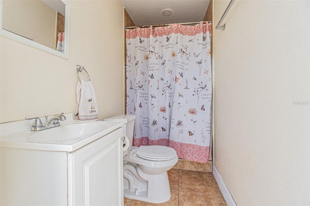 3112 W Henry Avenue, Tampa, FL 33614 Photo