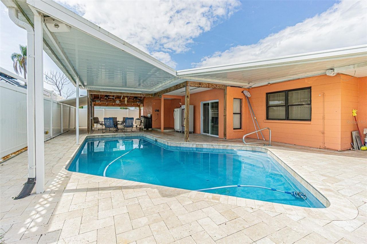 3112 W Henry Avenue, Tampa, FL 33614 Photo