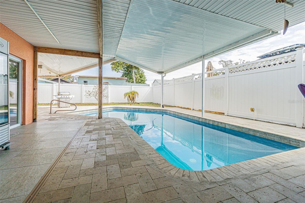 3112 W Henry Avenue, Tampa, FL 33614 Photo