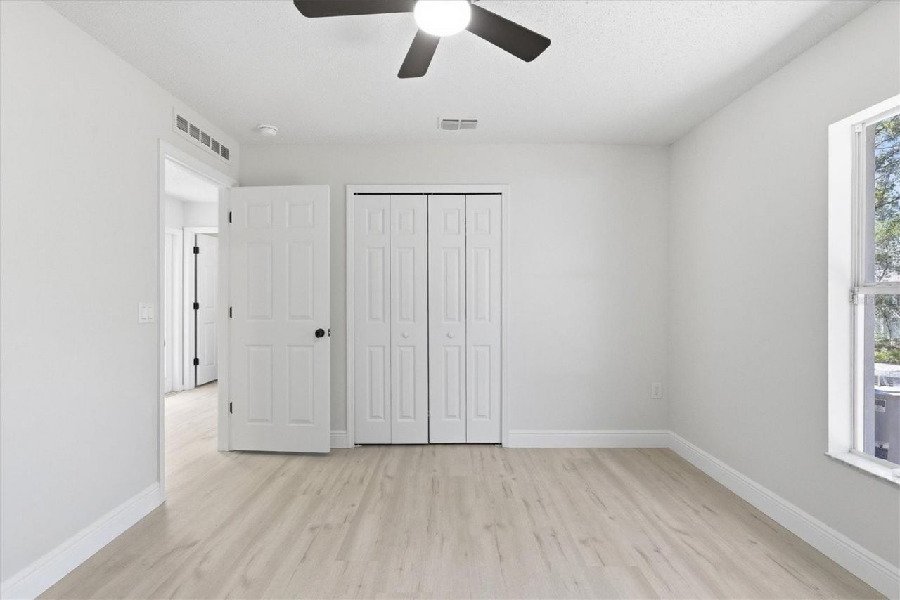 18063 Parrot Road , Weeki Wachee, FL 34614 Photo