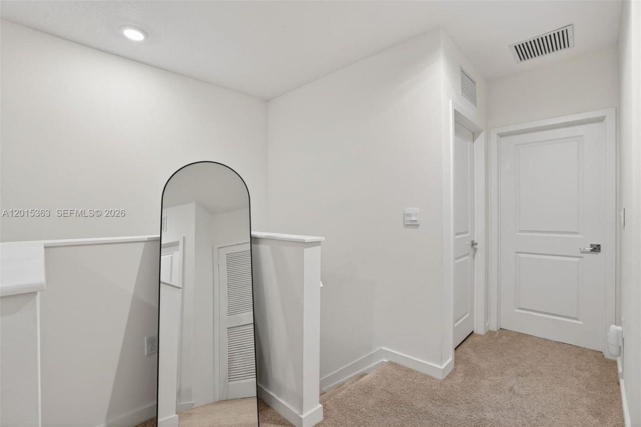 163 NE 13th Cir , Unit N/A, Homestead, FL 33033 Photo