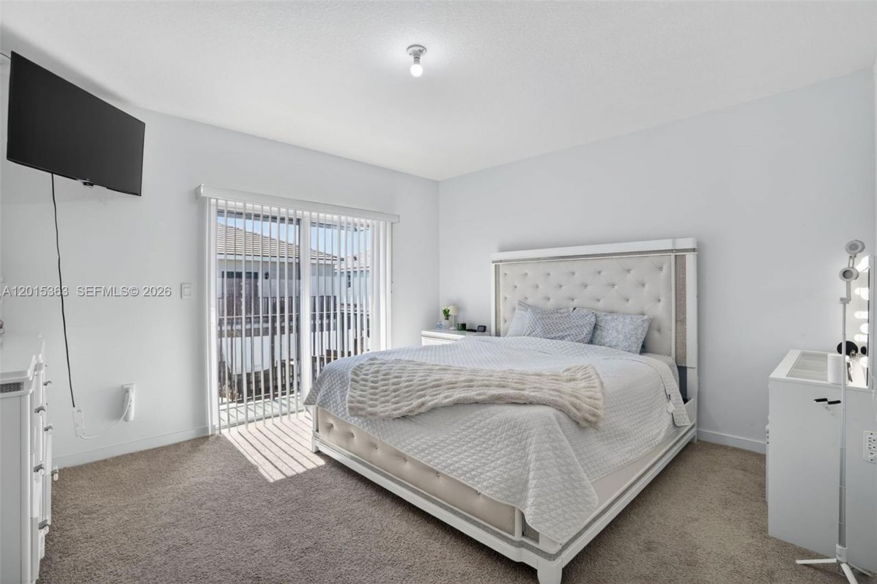 163 NE 13th Cir , Unit N/A, Homestead, FL 33033 Photo