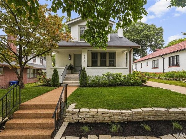 7607 Teasdale Avenue, University City, MO 63130