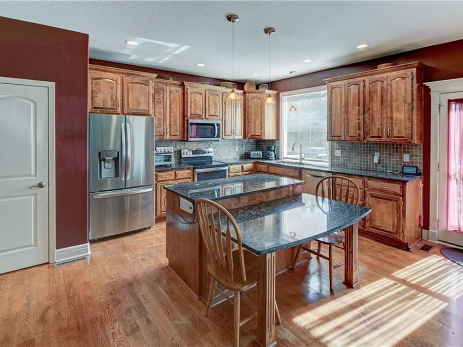 Property Image 8