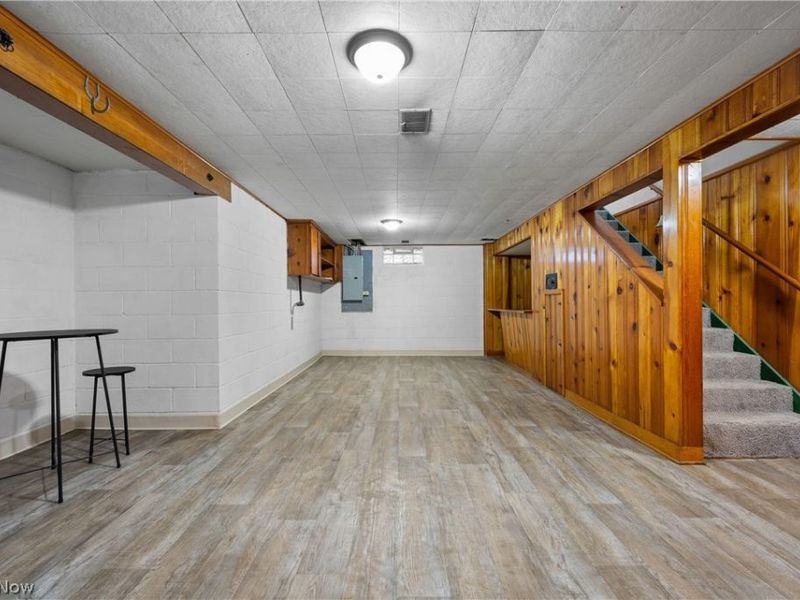 670 Davis Street , Akron, OH 44310 Photo 31
