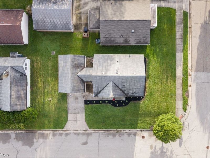 670 Davis Street , Akron, OH 44310 Photo 35