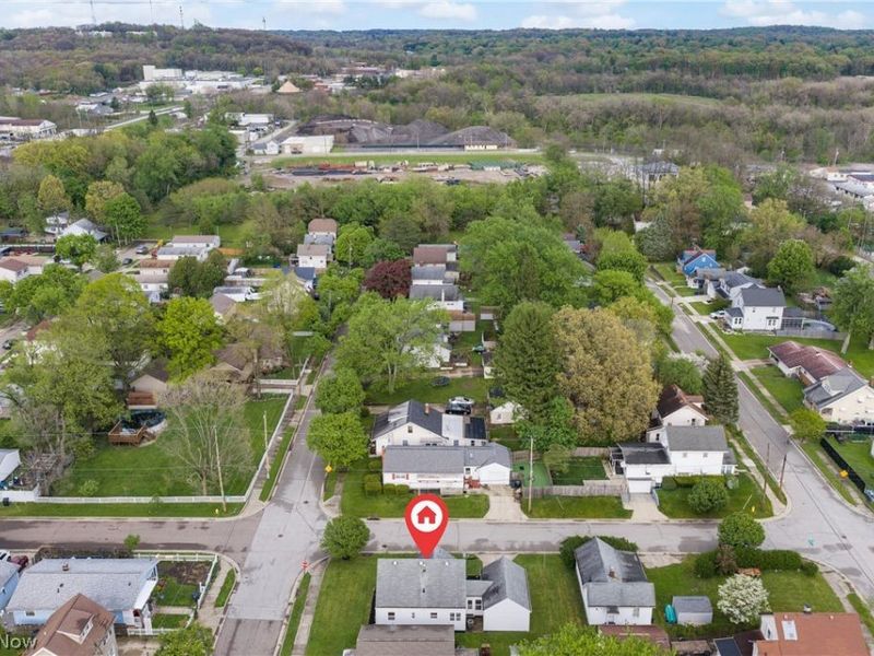 670 Davis Street , Akron, OH 44310 Photo 37