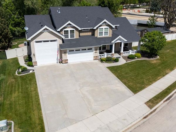4868 W Rosslare Dr, Eagle, ID 83616