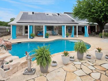 9716 Windsor Circle, Fort Worth, TX 76140