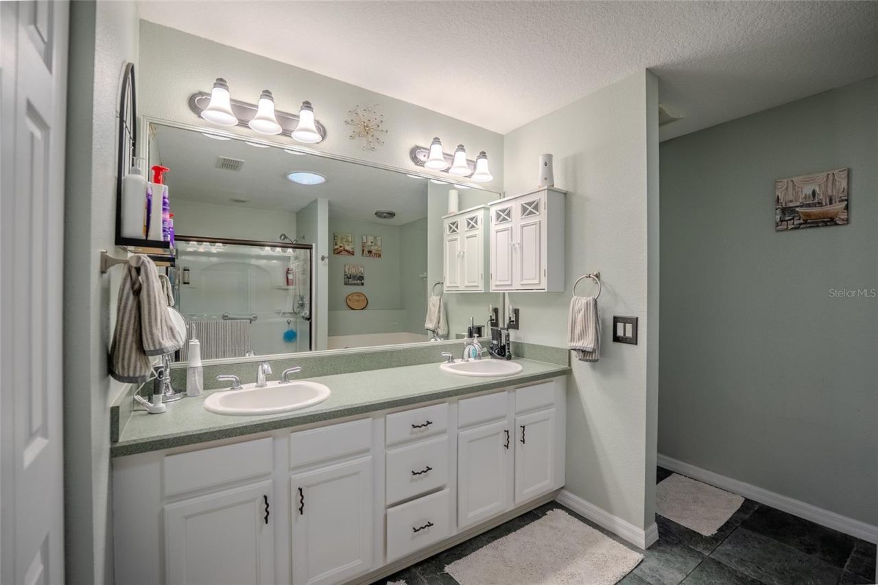 8327 SW 79th Circle, Ocala, FL 34476 Photo