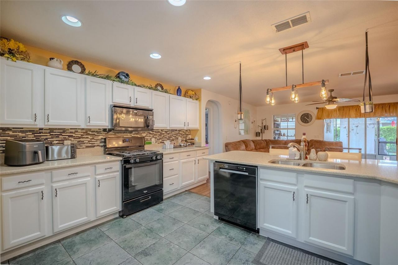 8327 SW 79th Circle, Ocala, FL 34476 Photo