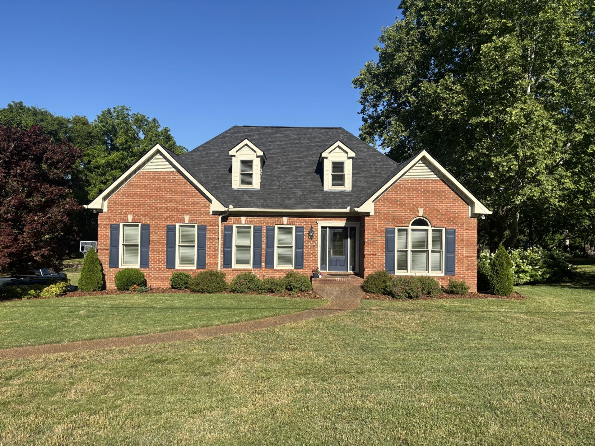 2001 Cedarmont Dr, Franklin, TN 37067 Main Photo