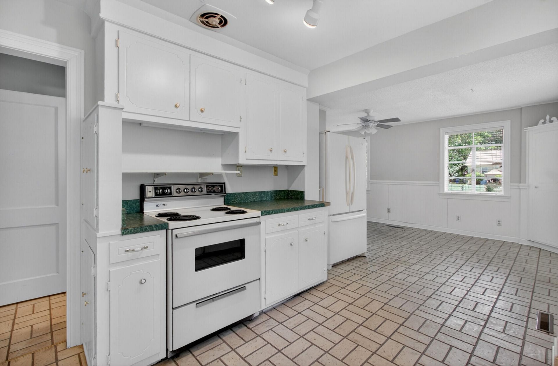 1663 Pinckney Park Drive Photo 15