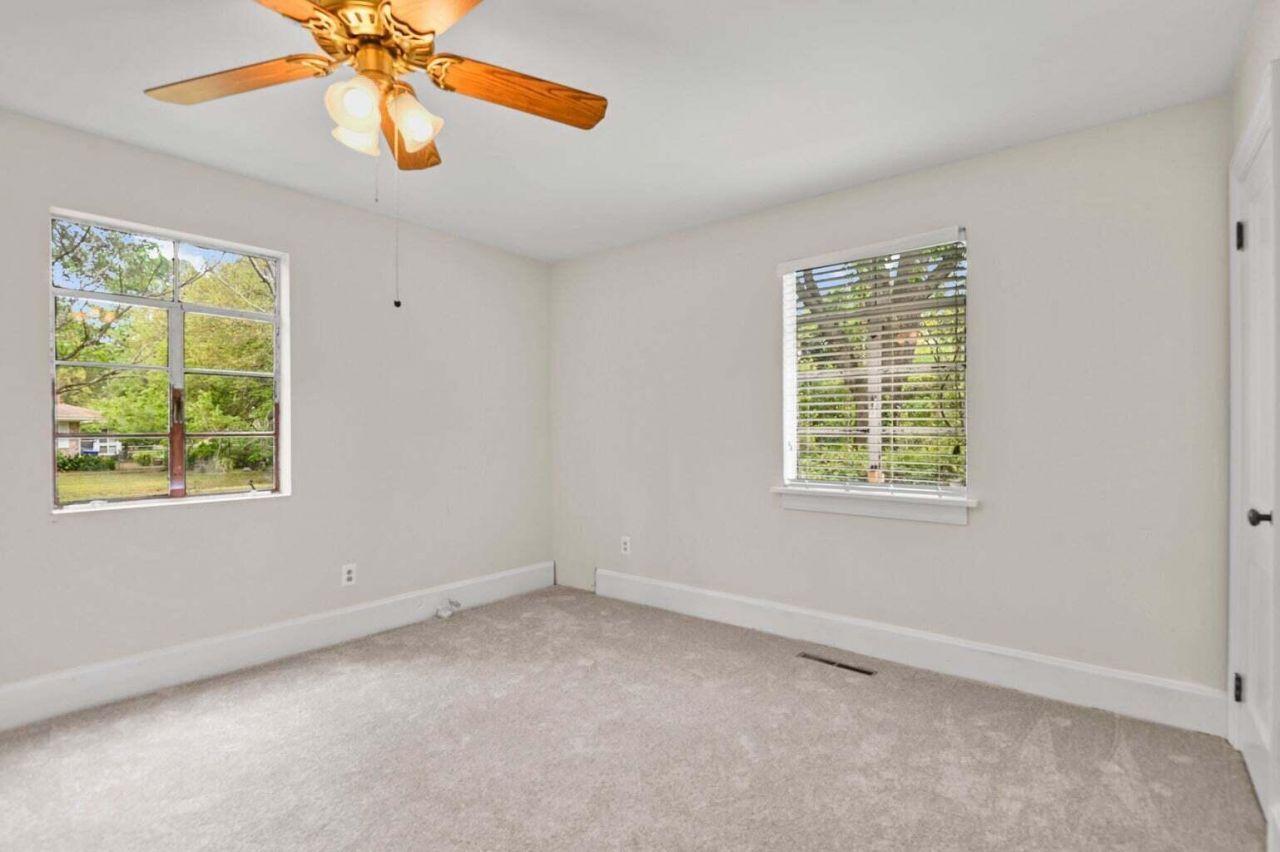 1663 Pinckney Park Drive Photo 15