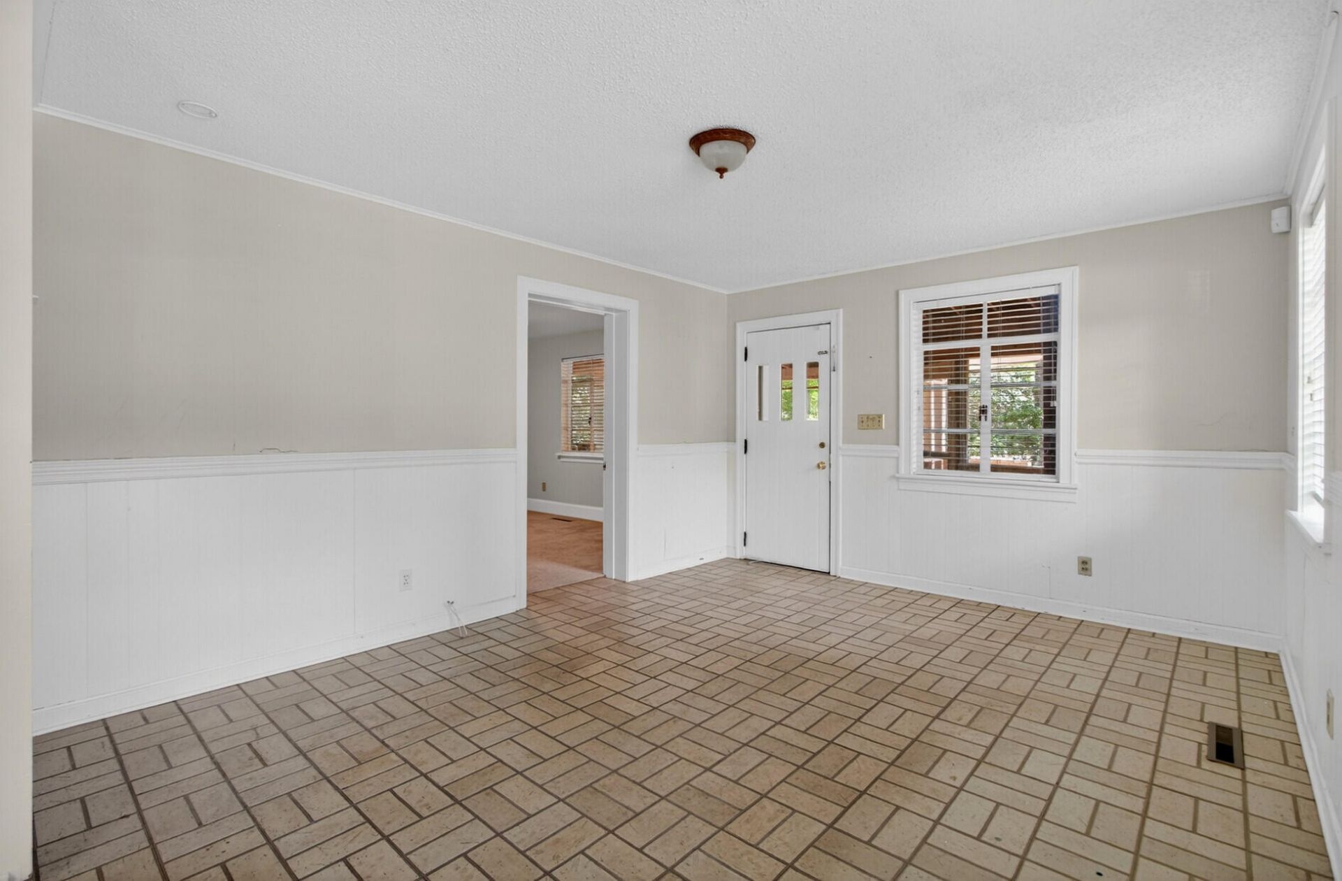 1663 Pinckney Park Drive Photo 19