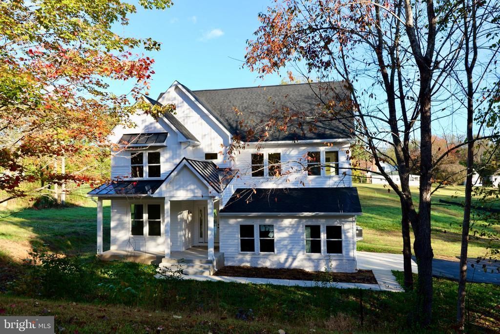 8028 Pinnacle Ridge Drive, Manassas, VA 20112 Main Photo