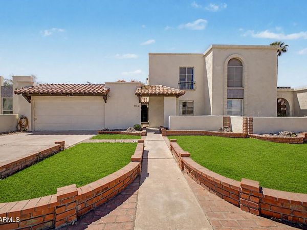 913 E LAGUNA Drive, Tempe, AZ 85282