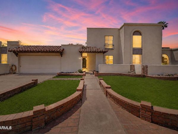913 E LAGUNA Drive, Tempe, AZ 85282