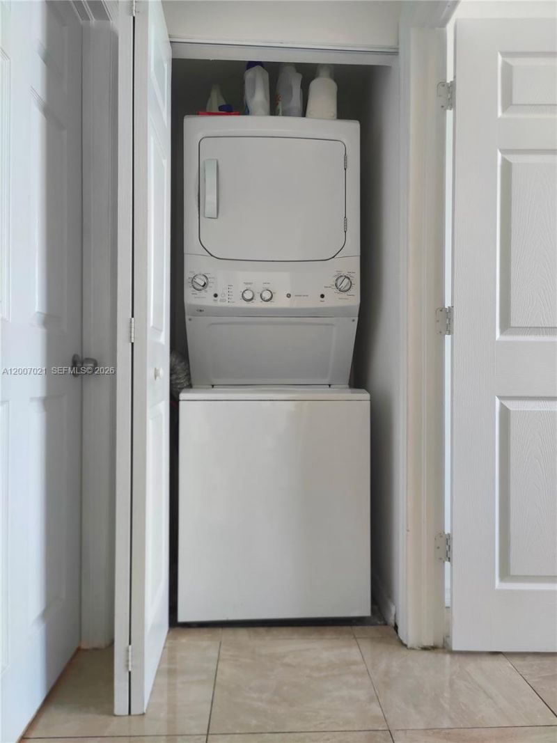 275 NE 18th St , Unit 1801, Miami, FL 33132 Photo