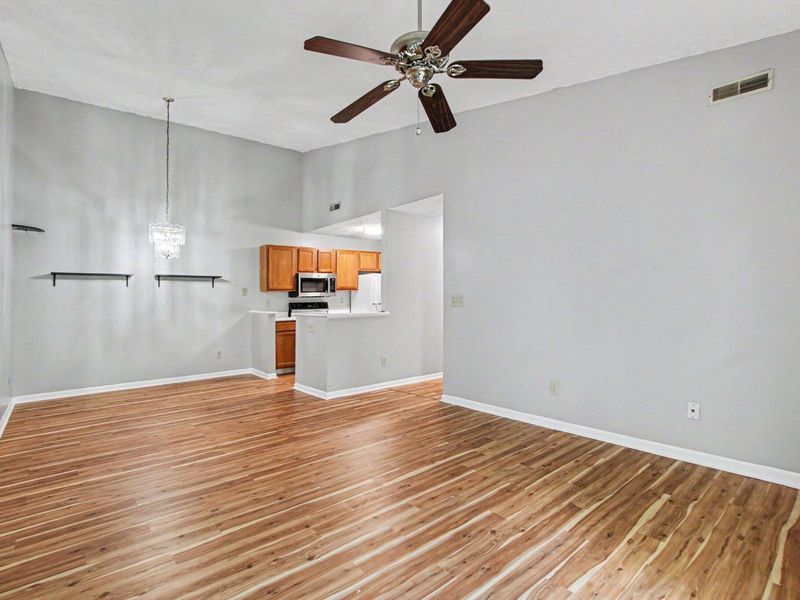 401 Poinsetta Court, Unit 12, Florence, KY 41042 Photo 6