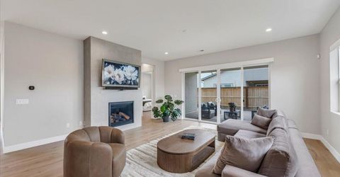 7471 Rustic Towers Drive, Sparks, NV 89436 Photo