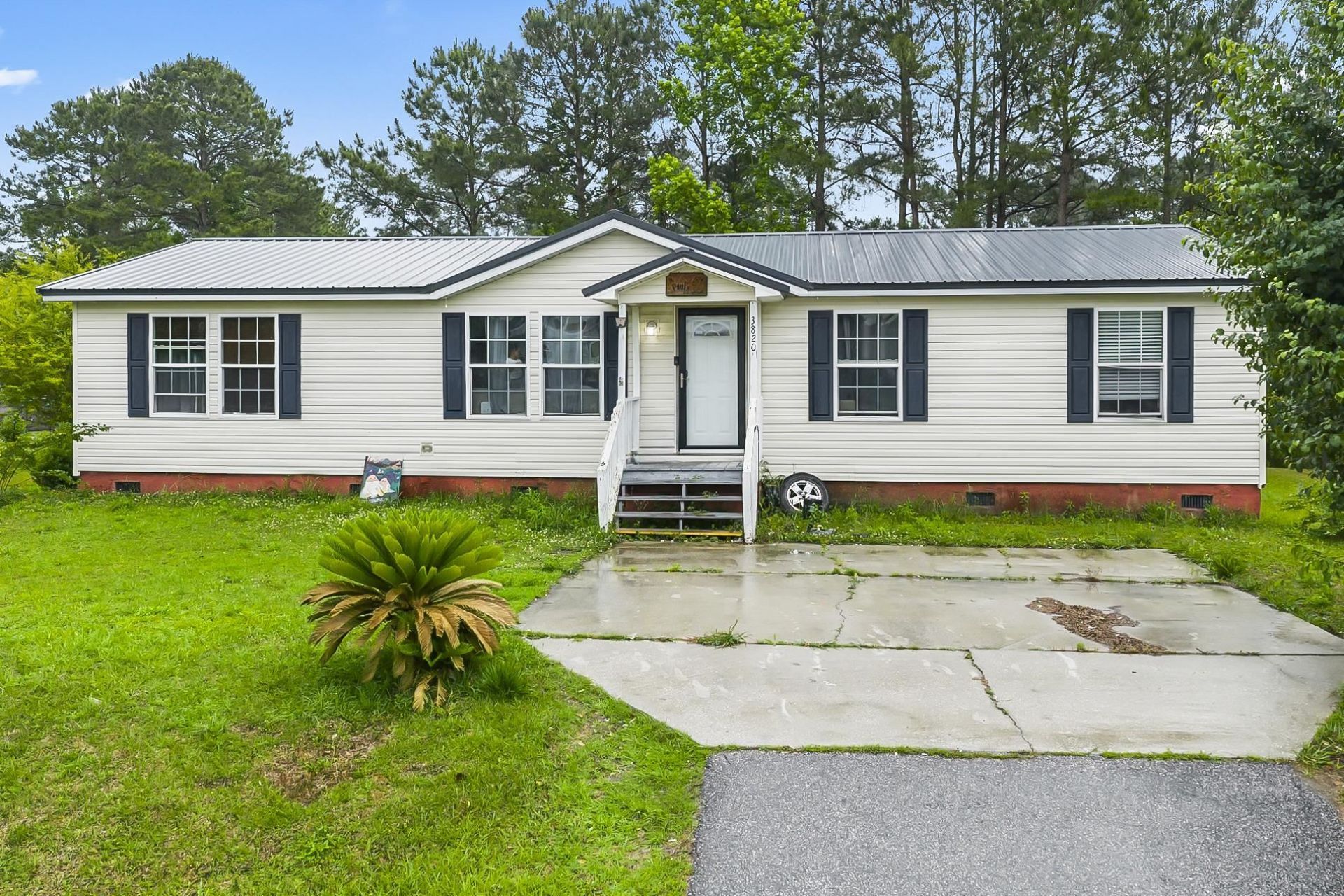 3820 Stern Dr. Photo 1