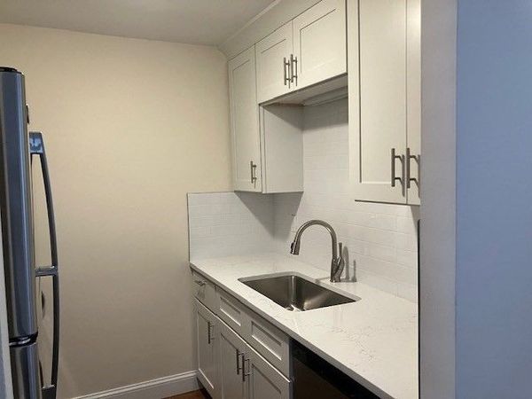 116 Trapelo, Unit 4, Waltham, MA 02452