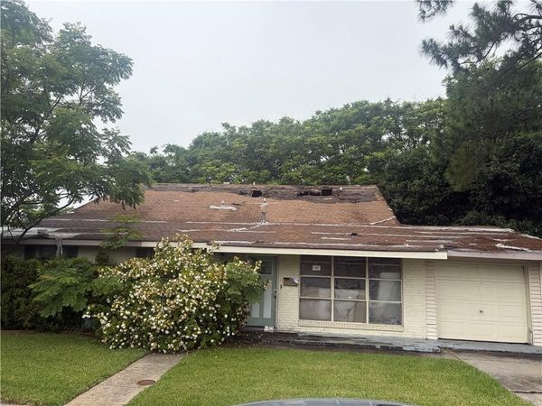 137 ROSELYN PARK Place , New Orleans, LA 70131