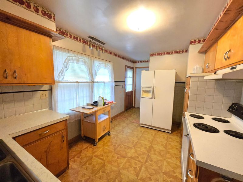 2426 E Mansfield Street , Bucyrus, OH 44820 Photo 11