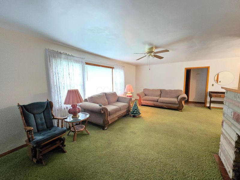 2426 E Mansfield Street , Bucyrus, OH 44820 Photo 7