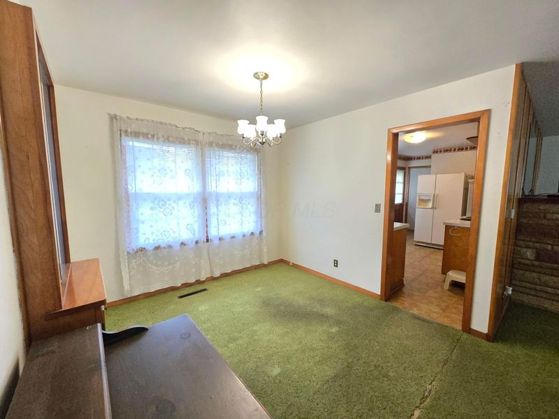 2426 E Mansfield Street , Bucyrus, OH 44820 Photo 9