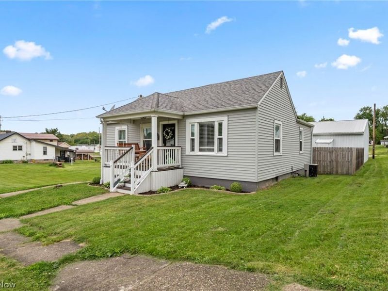 97 E Main Street , Zanesville, OH 43701 Photo 2