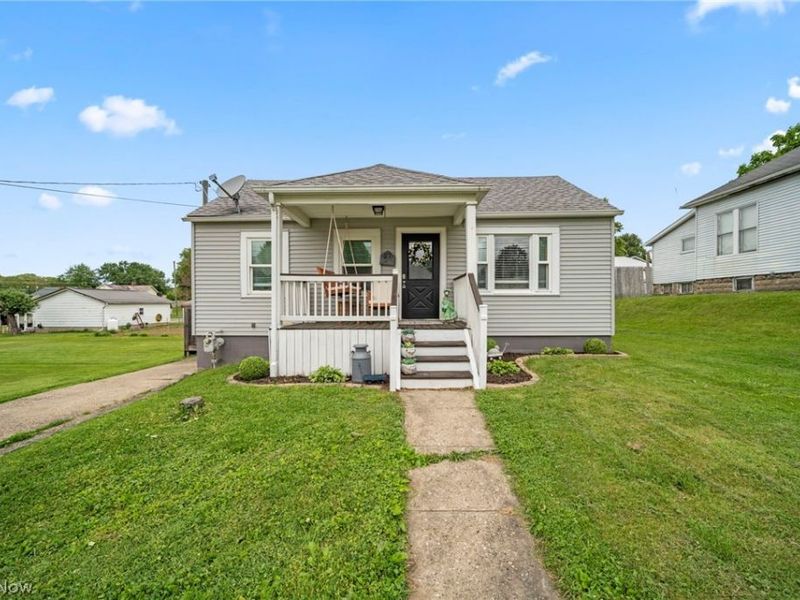 97 E Main Street , Zanesville, OH 43701 Photo 4