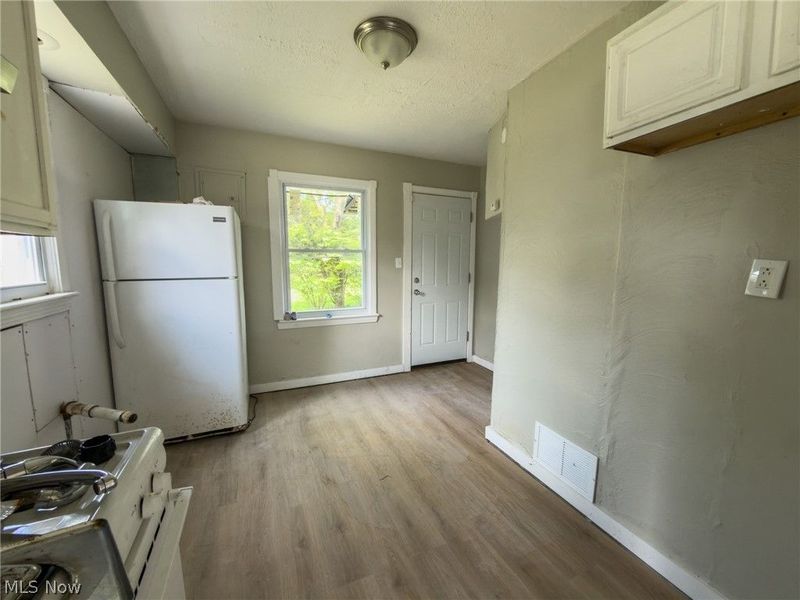 11825 Avon Avenue , Cleveland, OH 44105 Photo 3